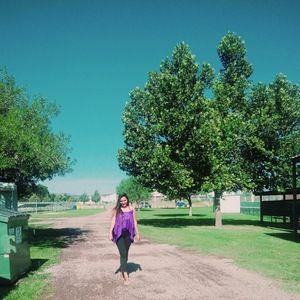 Meet your Posher, Elaign joyce